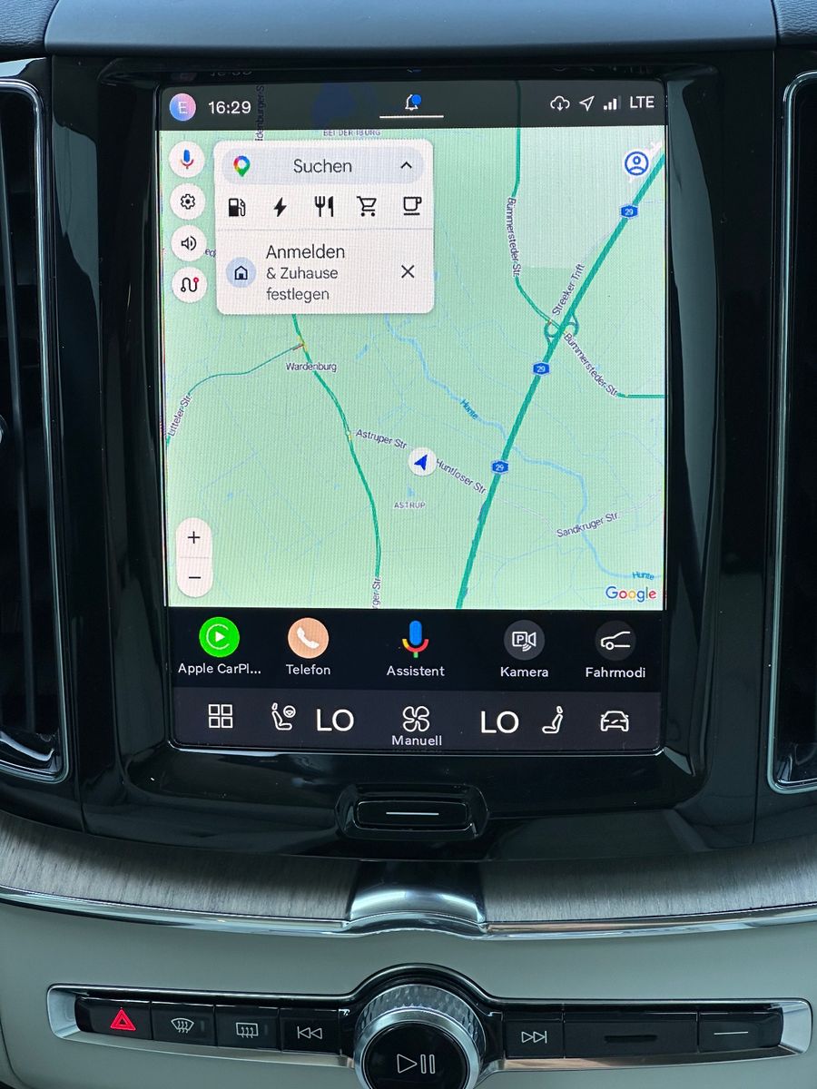 Volvo XC60 T6 AWD Recharge Core NAV+LED+PANO+AHK+STHZG