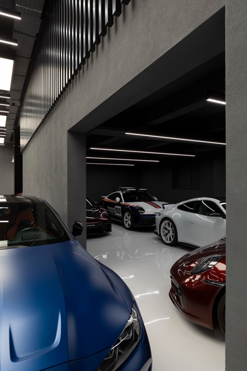 Tesla Model Y Long Range Dual AWD