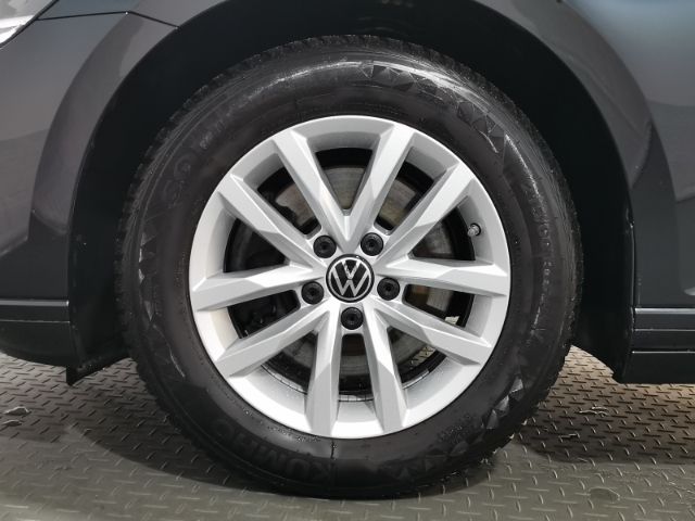 Volkswagen Passat Variant Business - Samsaru's Car Outlet