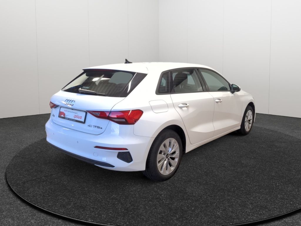 Audi A3 Sportback 40TFSIe S tronic LED Navi SHZ GRA P
