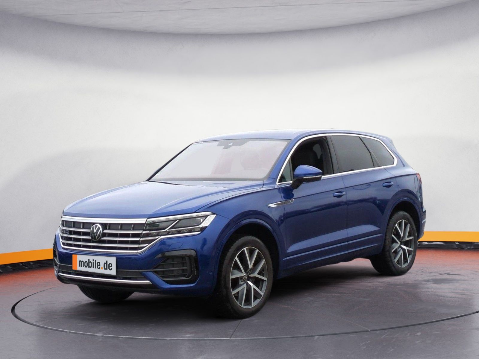 Volkswagen Touareg R-LINE 4M - Samsaru's Car Outlet