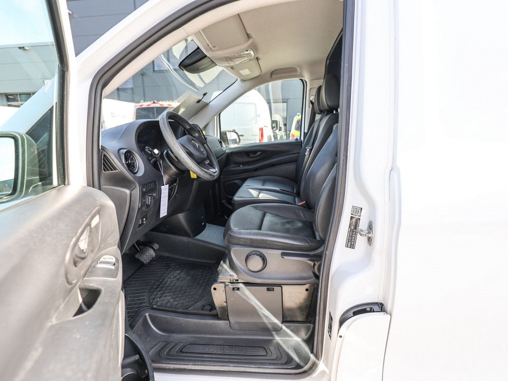 Mercedes-Benz Vito eVito 111 KA Lang - Samsaru's Car Outlet