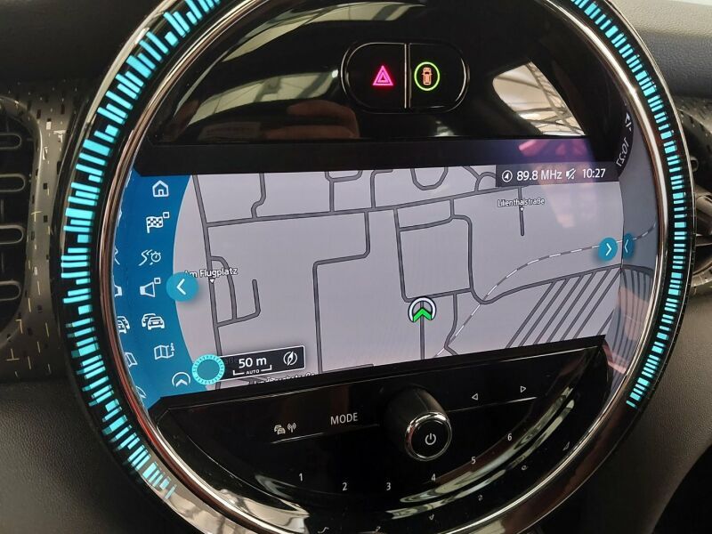 MINI Cooper SE 3T Electric Trim - Samsaru's Car Outlet