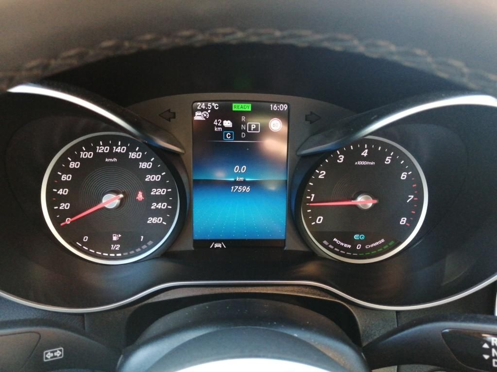 Mercedes-Benz GLC 300 e 4M Coupé - Samsaru's Car Outlet