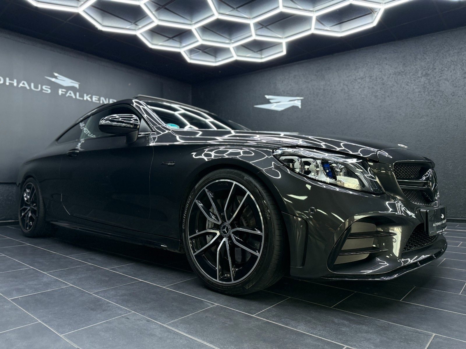 Mercedes-Benz C43 COUPE AMG - Samsaru's Car Outlet