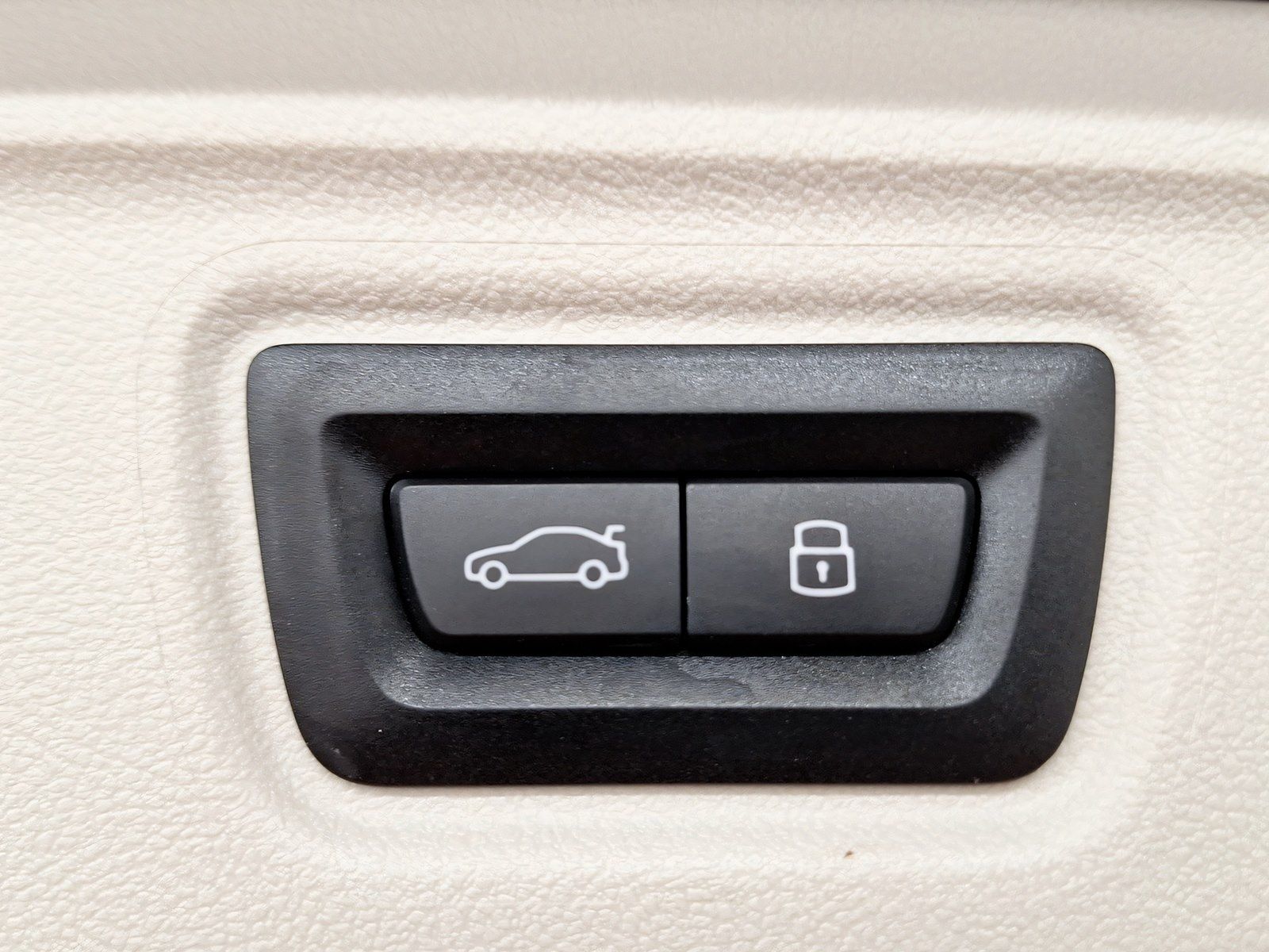 BMW 318i Touring LiveCockpitProf Kamera Driv.Assist