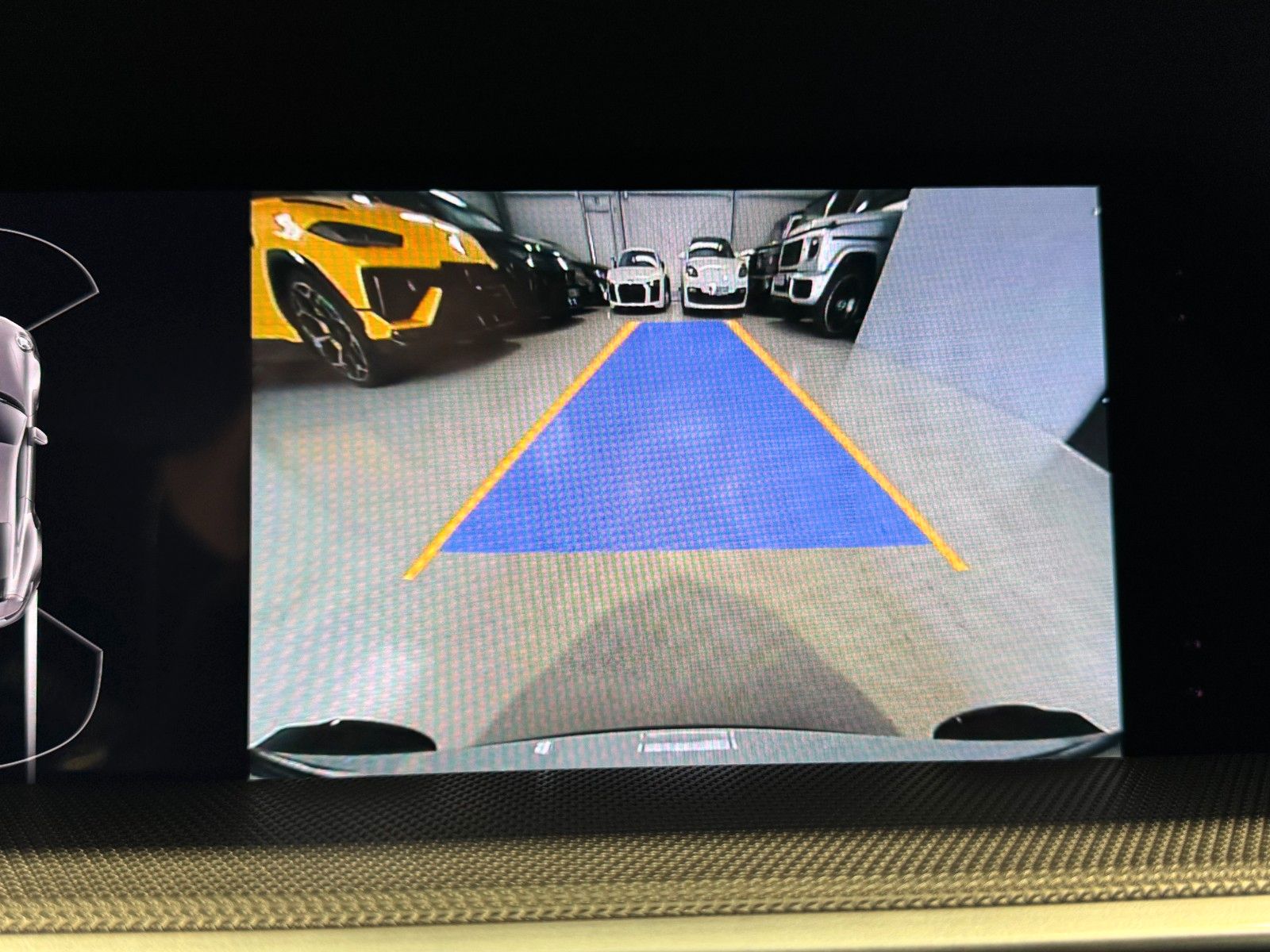 Porsche 992 Turbo - Samsaru's Car Outlet