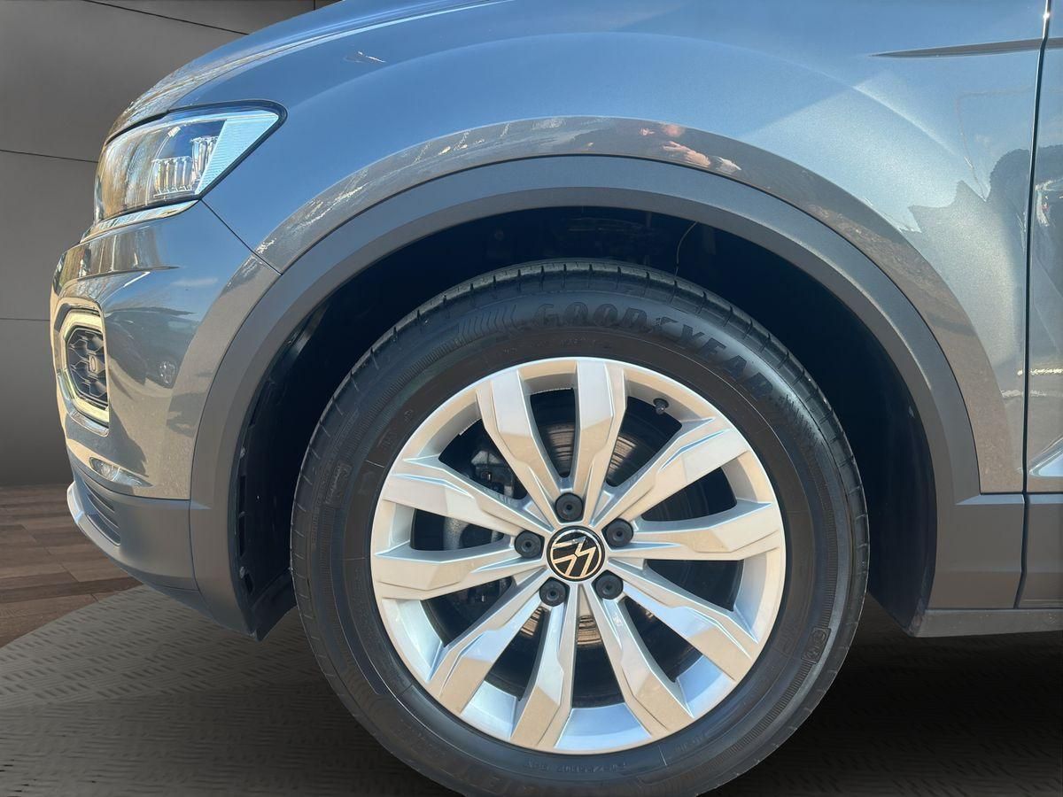 Volkswagen T-Roc Sport 1.5 TSI DSG - Samsaru's Car Outlet