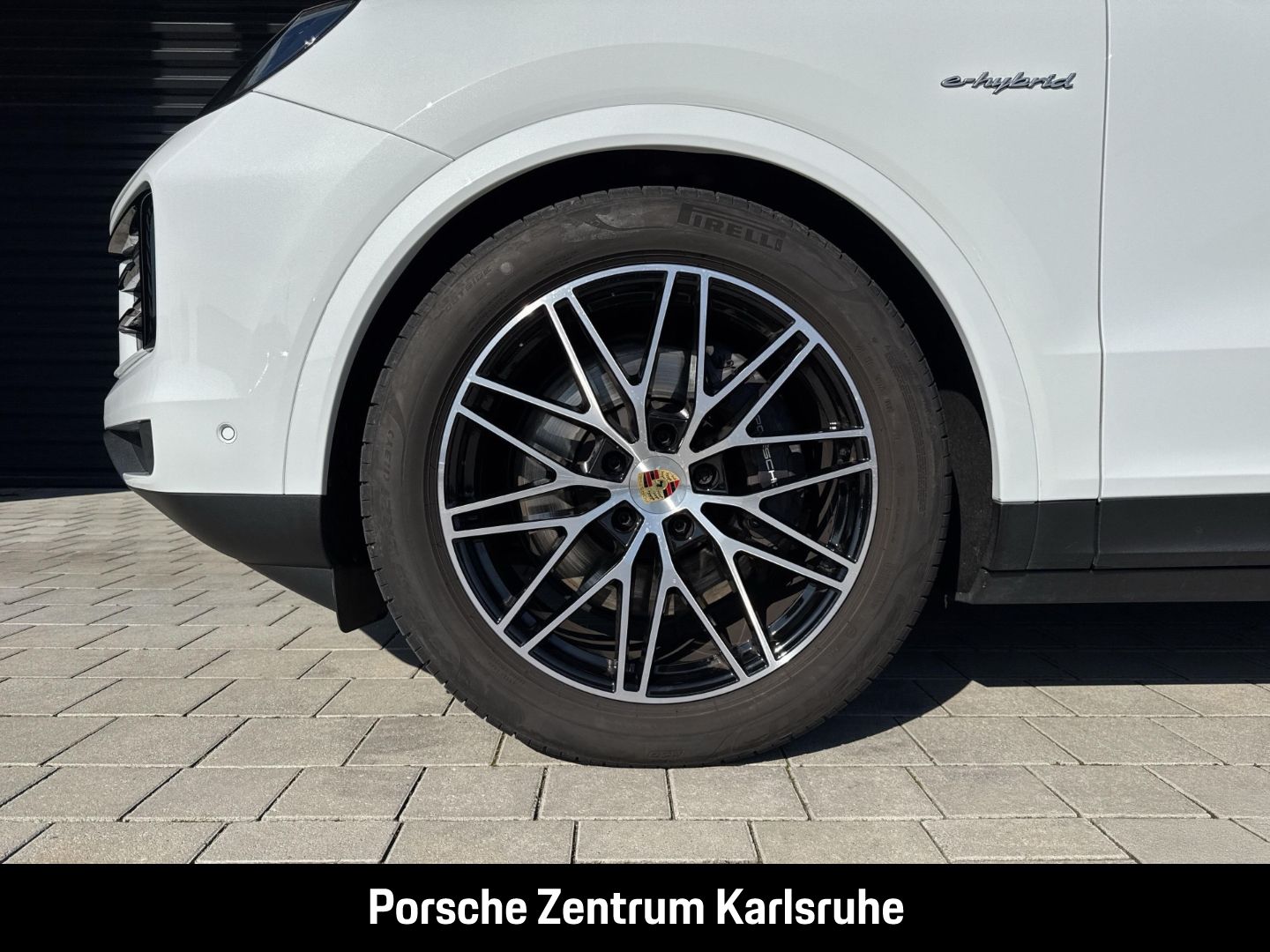 Porsche Cayenne E-Hybrid BOSE Luftfederung InnoDrive LED