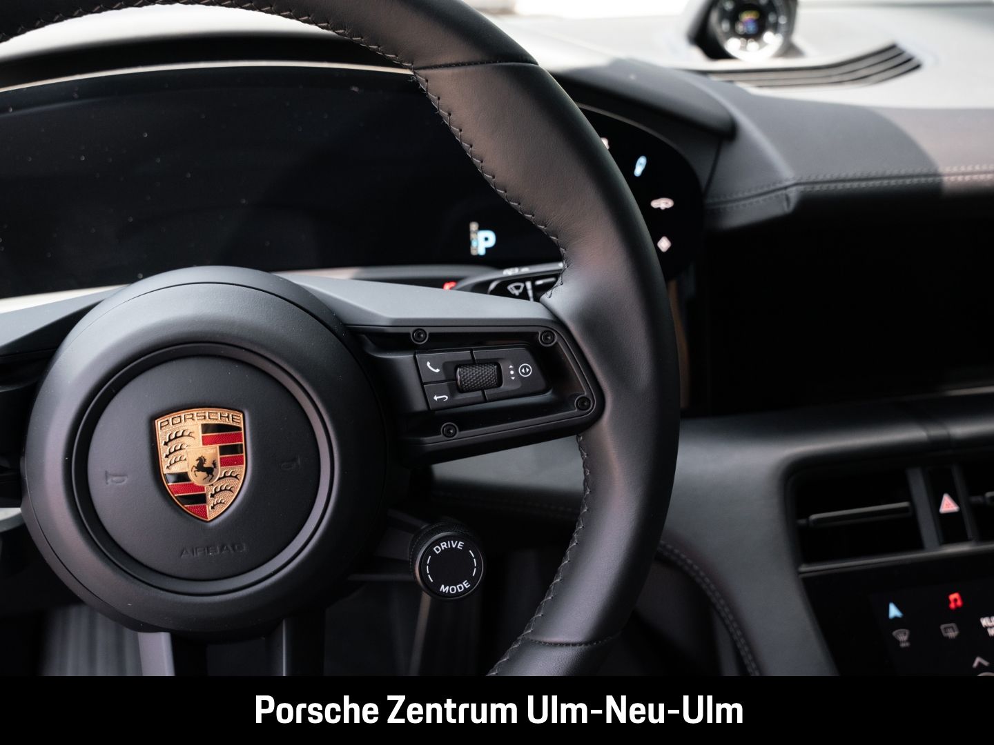 Porsche Taycan Turbo Cross Turismo BOSE Luftfederung LED
