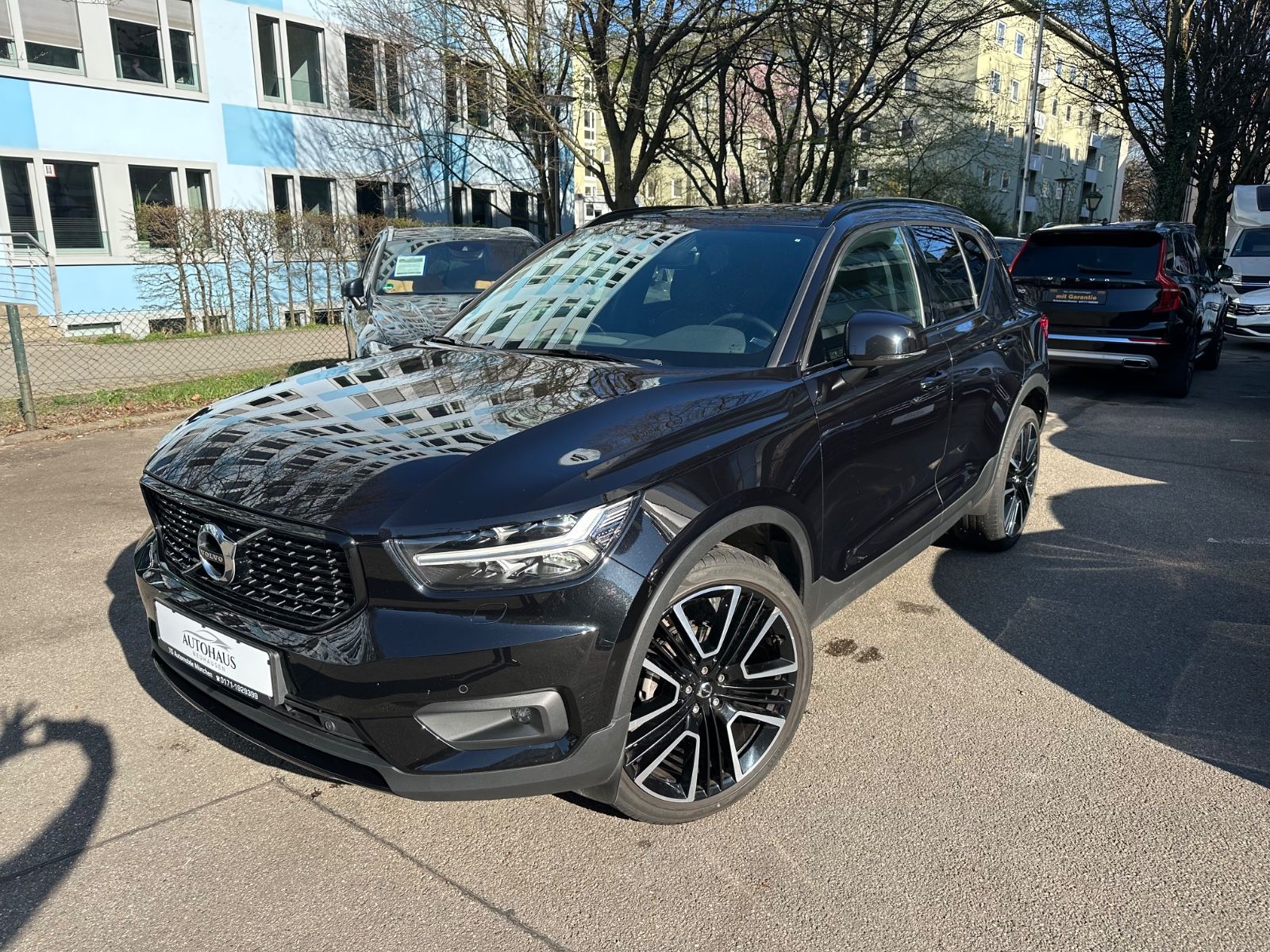 Volvo XC40 R-Design - Samsaru's Car Outlet