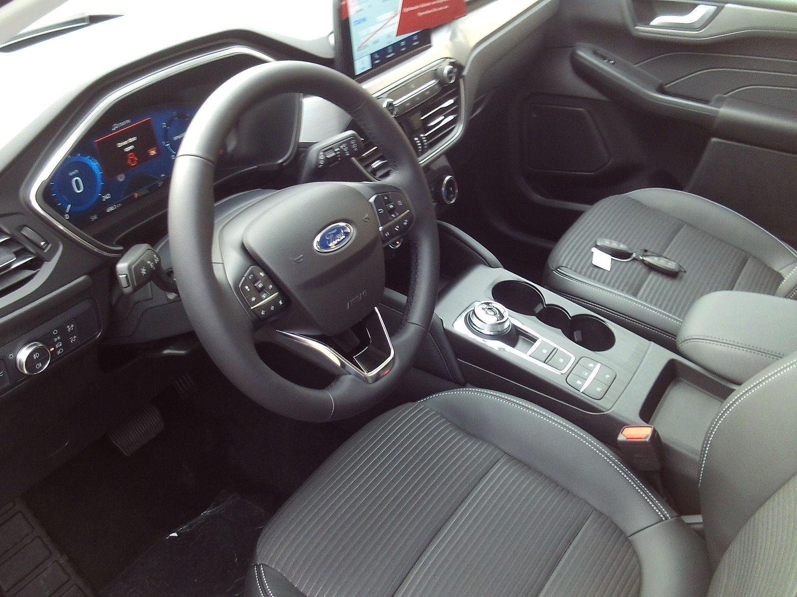 Ford Kuga Titanium X - Samsaru's Car Outlet
