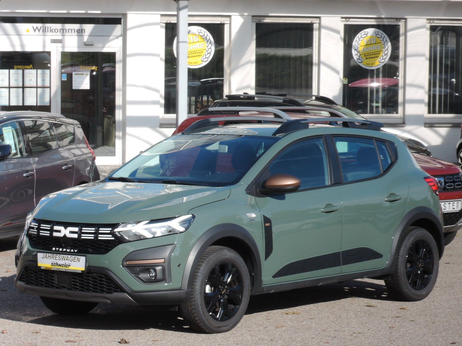 Dacia Sandero TCe 90 CVT Stepway Extreme  GJR,Glasdach