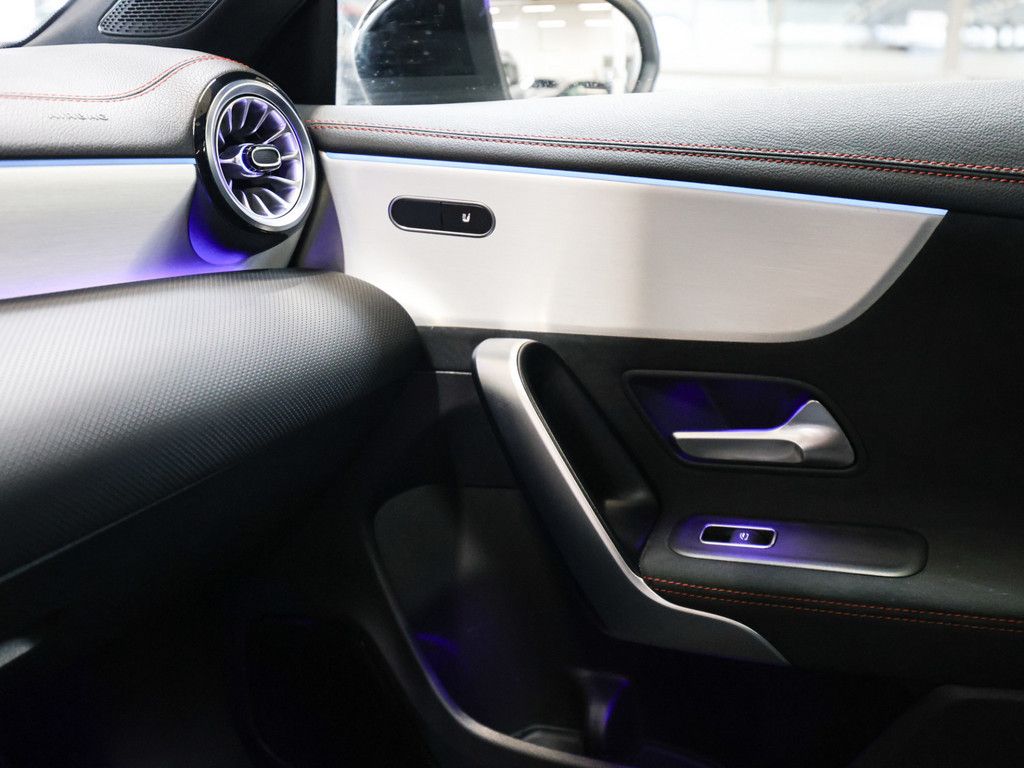 Mercedes-Benz CLA 250 SB 4M AMG Sport Premium - Samsaru's Car Outlet