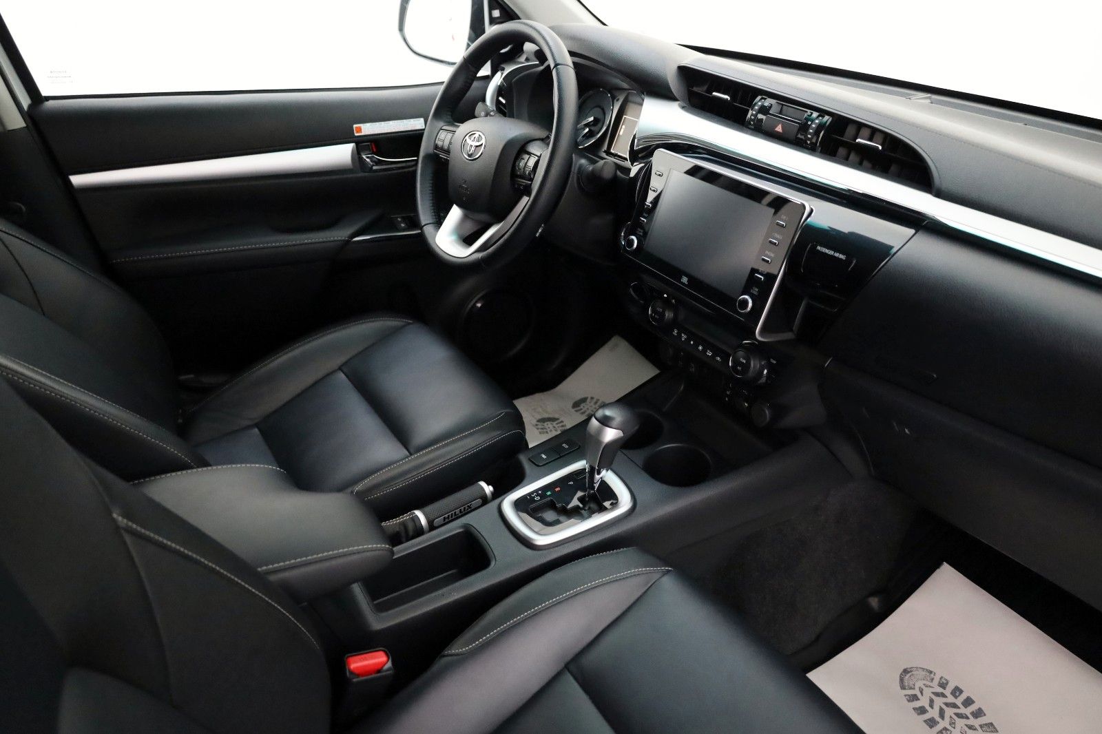 Toyota Hilux 2.8 Executive,Leder,Navi, HardTop,LED,Kam.