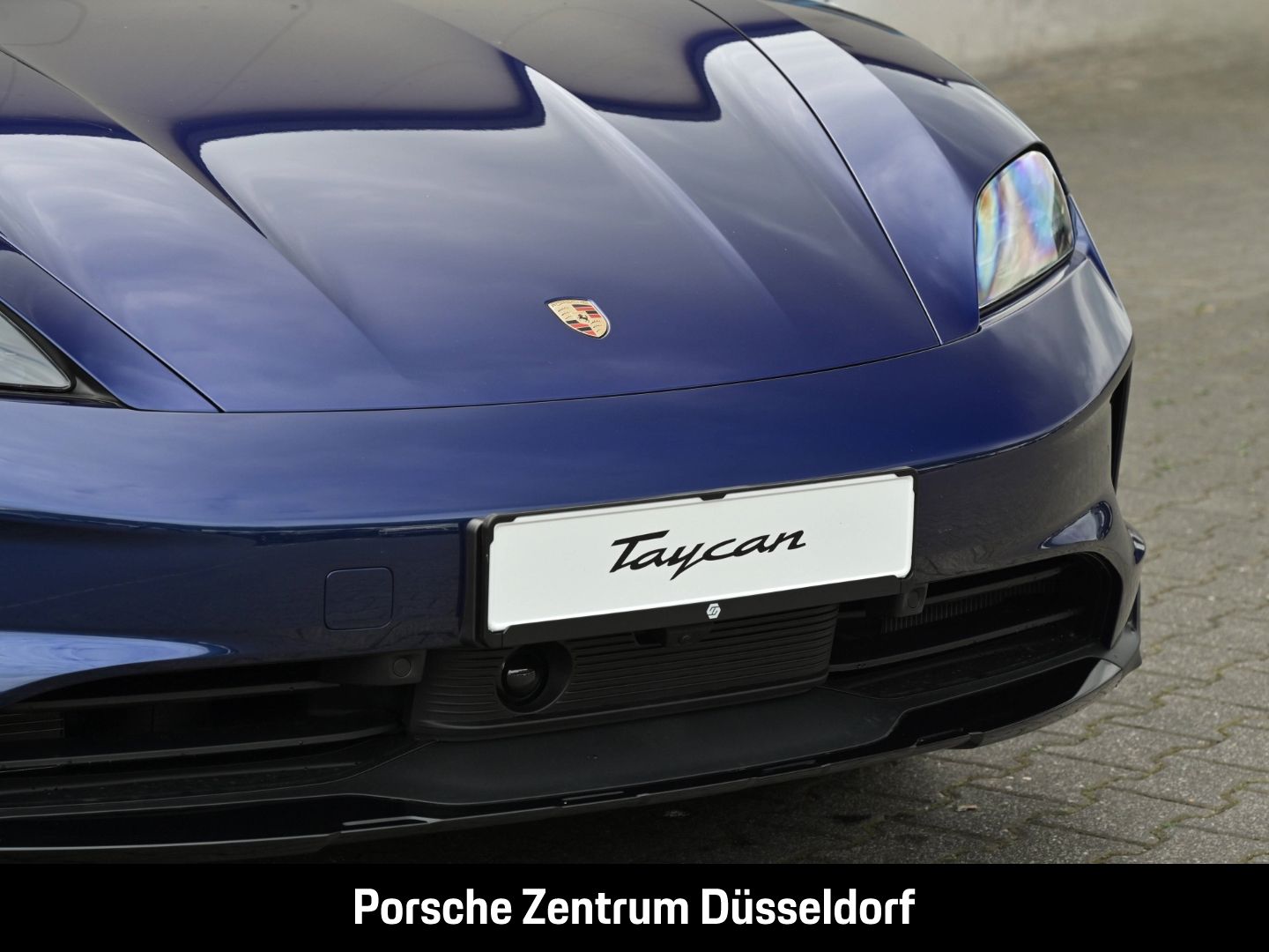 Porsche Taycan 4 Cross Turismo Surround-View LED-Matrix