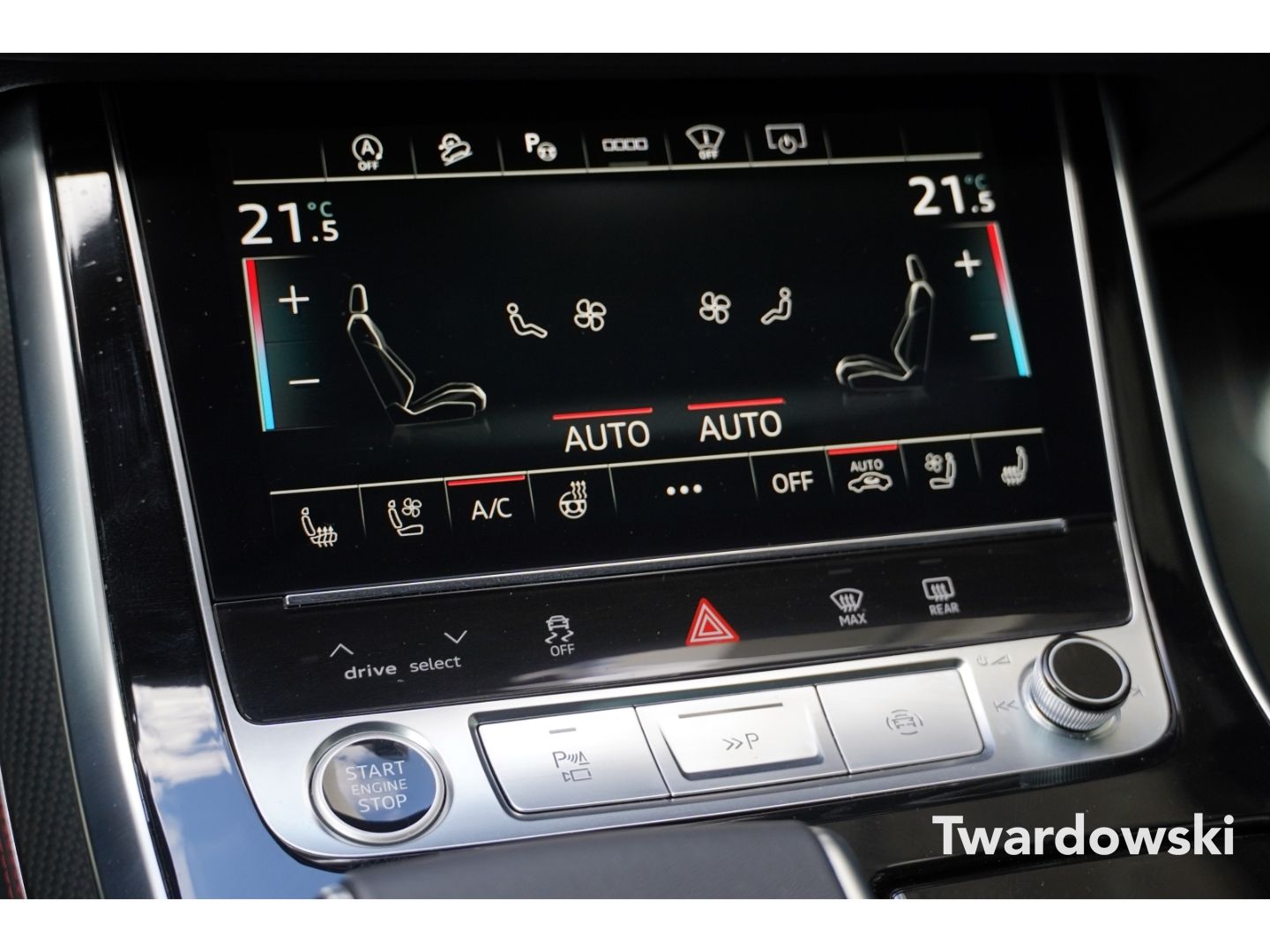 Audi Q8 S line Luftf. AHK PANO Matrix HUD B&O Allr.le