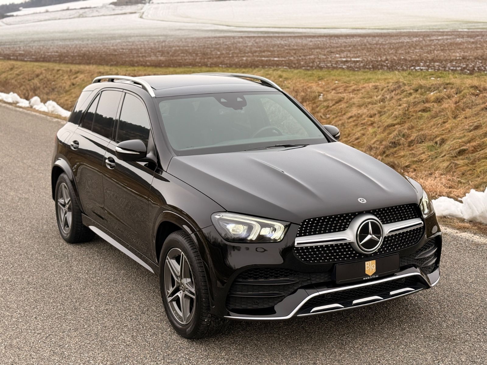 Mercedes-Benz GLE 350d/AMG LINE/JungeSterne09.26/AHK/Pano/360°