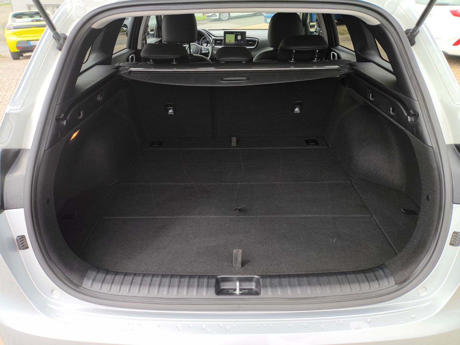 Kia Ceed Kombi 1.4 TGDi Automatik - Samsaru's Car Outlet