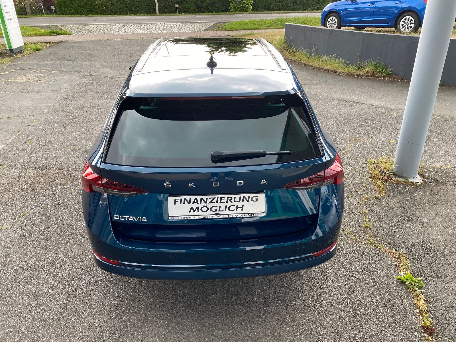 Skoda Octavia Combi 1.5 TSI Style - Samsaru's Car Outlet