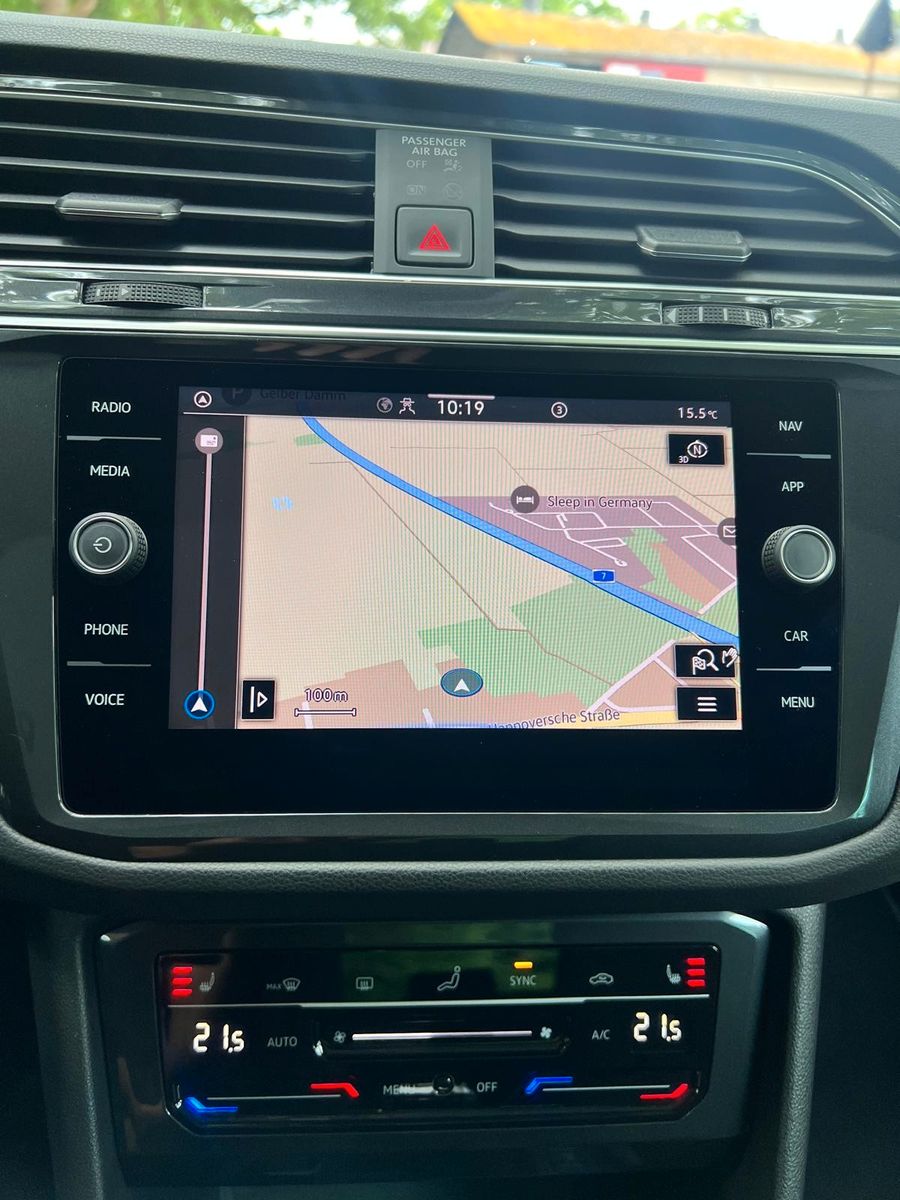 Volkswagen Tiguan Elegance - Samsaru's Car Outlet