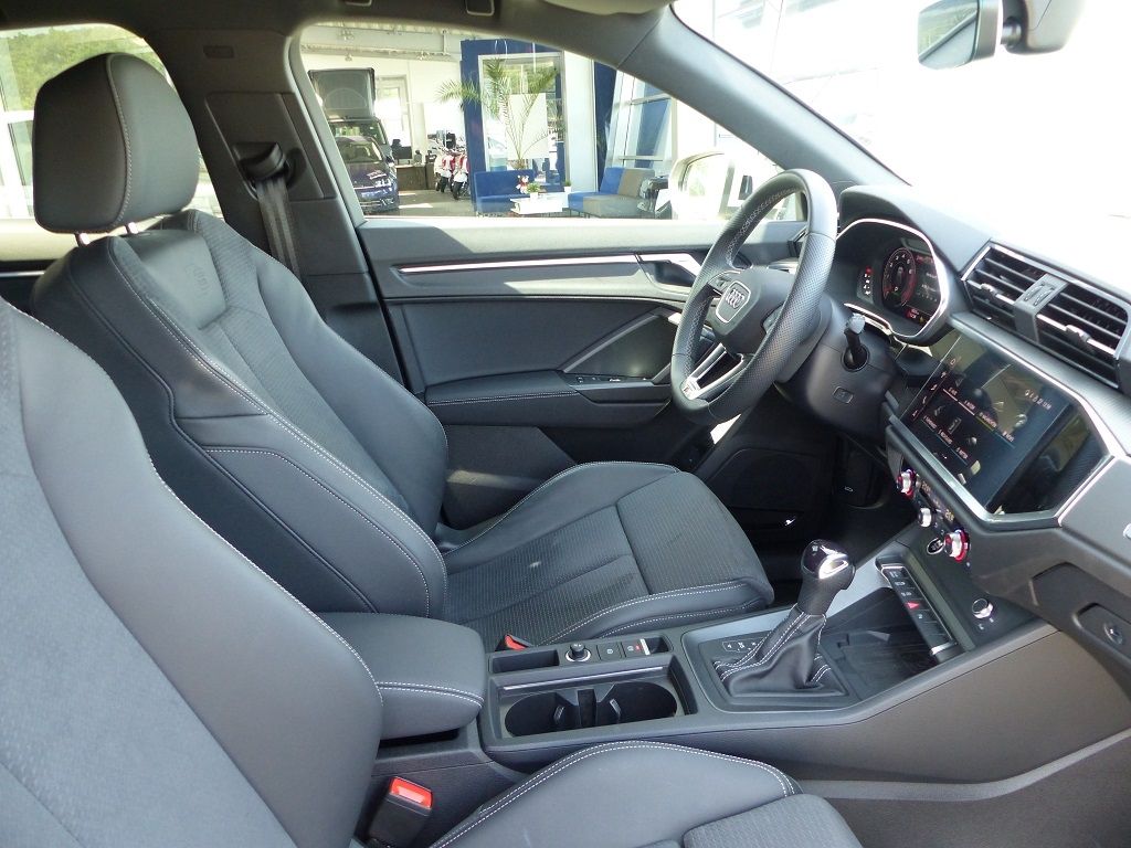 Audi Q3 Sportback 40 TFSI quattro S-tronic S line - Samsaru's Car Outlet