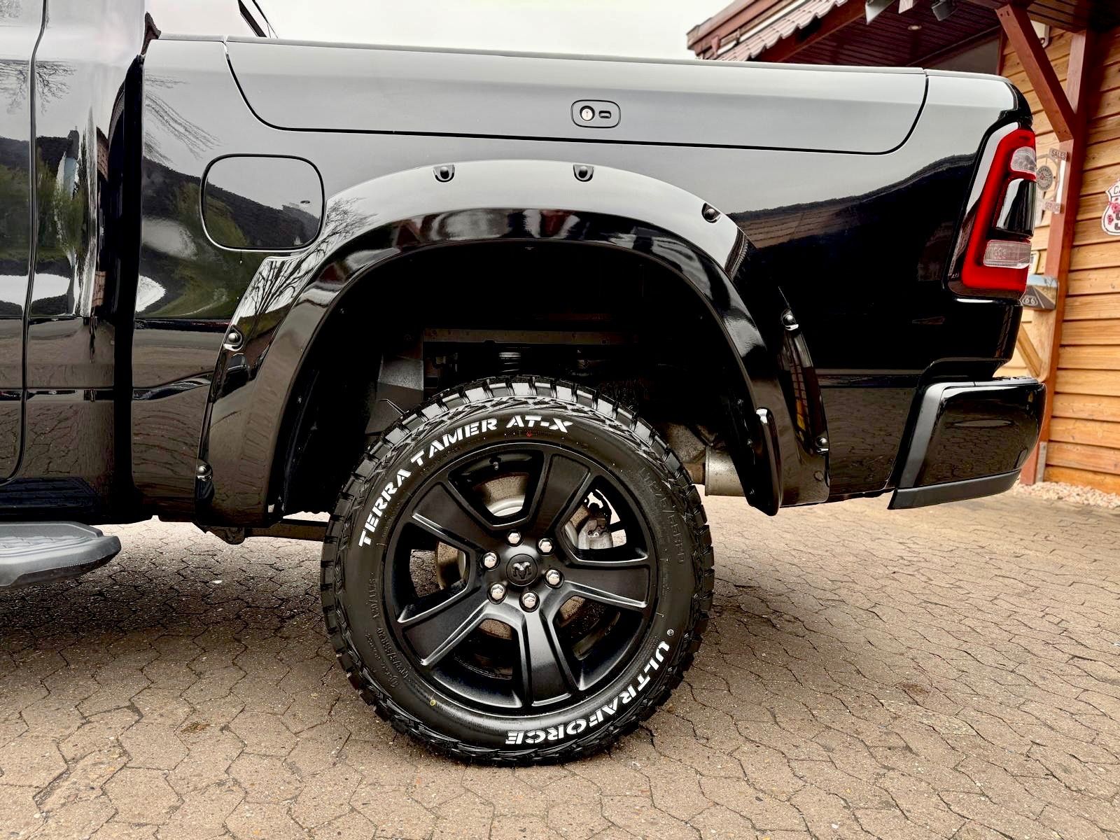 Dodge OFFROAD*LIMITED*RAMBOX*AHK*NAVI*PDC*GARANTIE*LIF