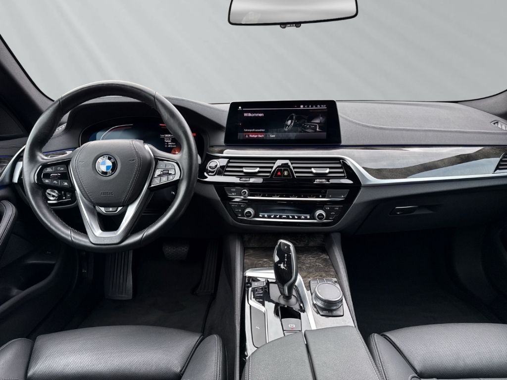 BMW 530 xd Limousine Luxury Line Komfortsitze Glasda