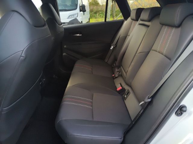 Toyota Corolla Touring Sports GR Sport 2.0 *Head-up-Dis