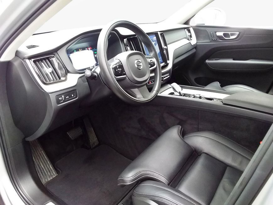 Volvo XC60 T8 AWD Recharge Inscription - Samsaru's Car Outlet