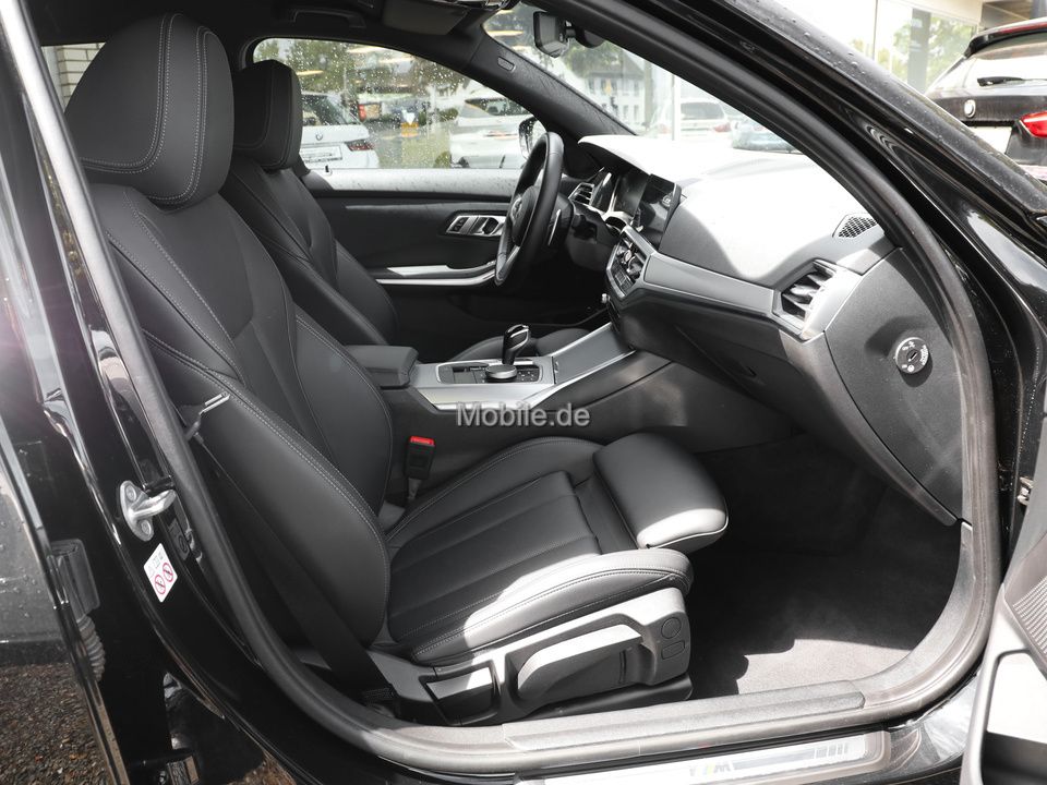 BMW 320e Touring M Sport - Samsaru's Car Outlet