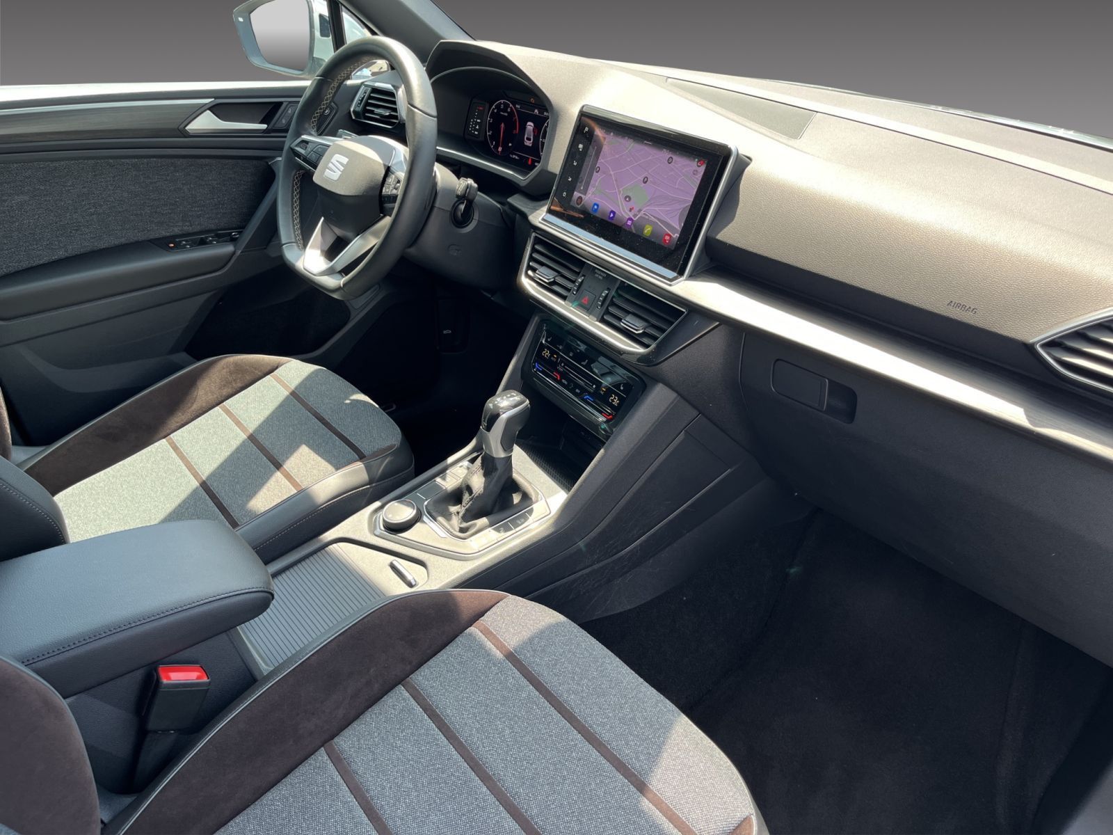 Seat Tarraco 2.0 TSI DSG 4Drive Xcellence AHK+BEATS