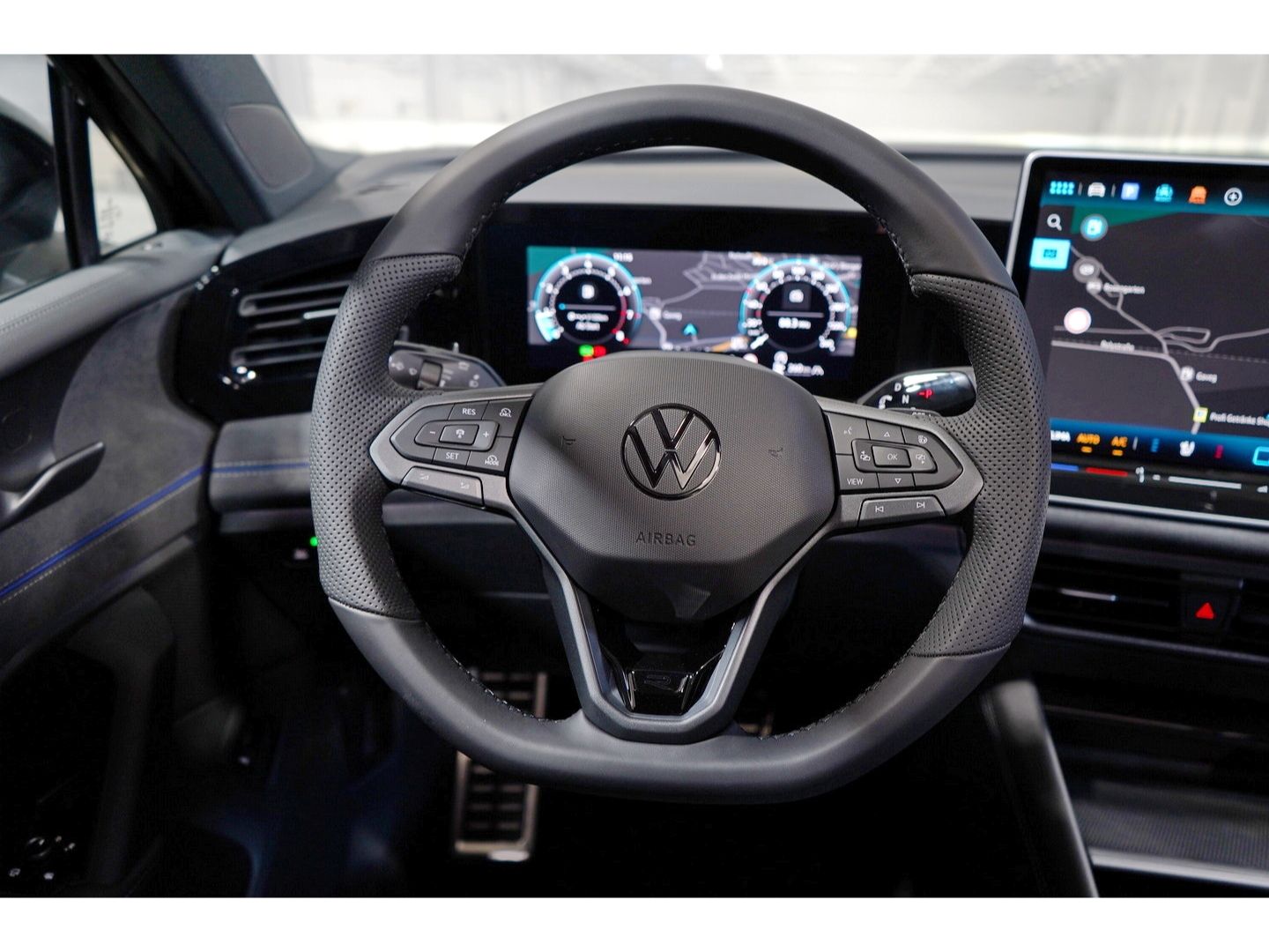 Volkswagen Tiguan R-Line 2.0 TSI OPF DSG 4MOTION Black Styl