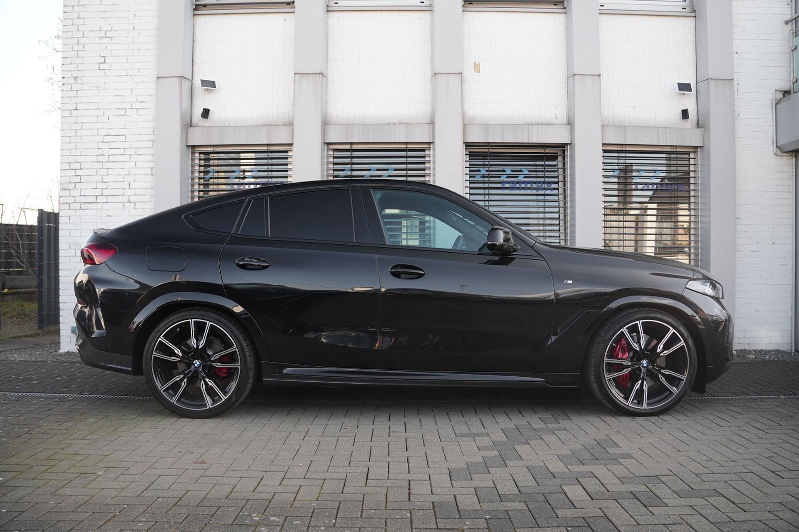 BMW X6 xDrive30d M Sport - Samsaru's Car Outlet