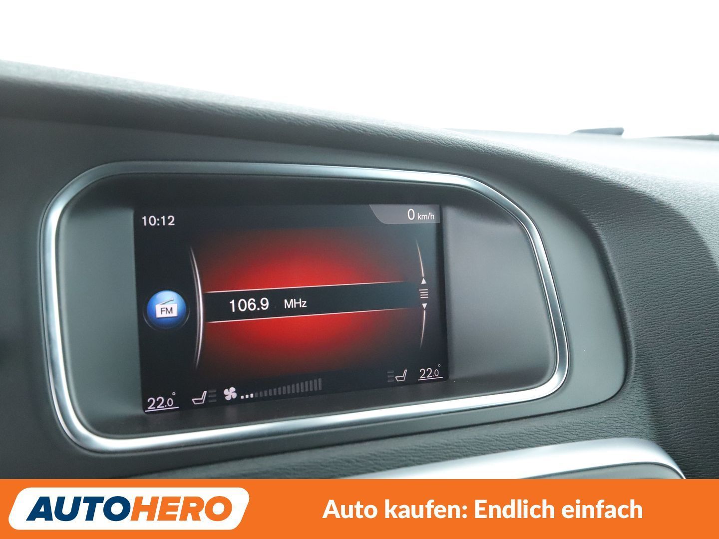 Volvo V40 2.0 T2 R-Design*NAVI*TEMPO*CAM*PDC*SHZ*