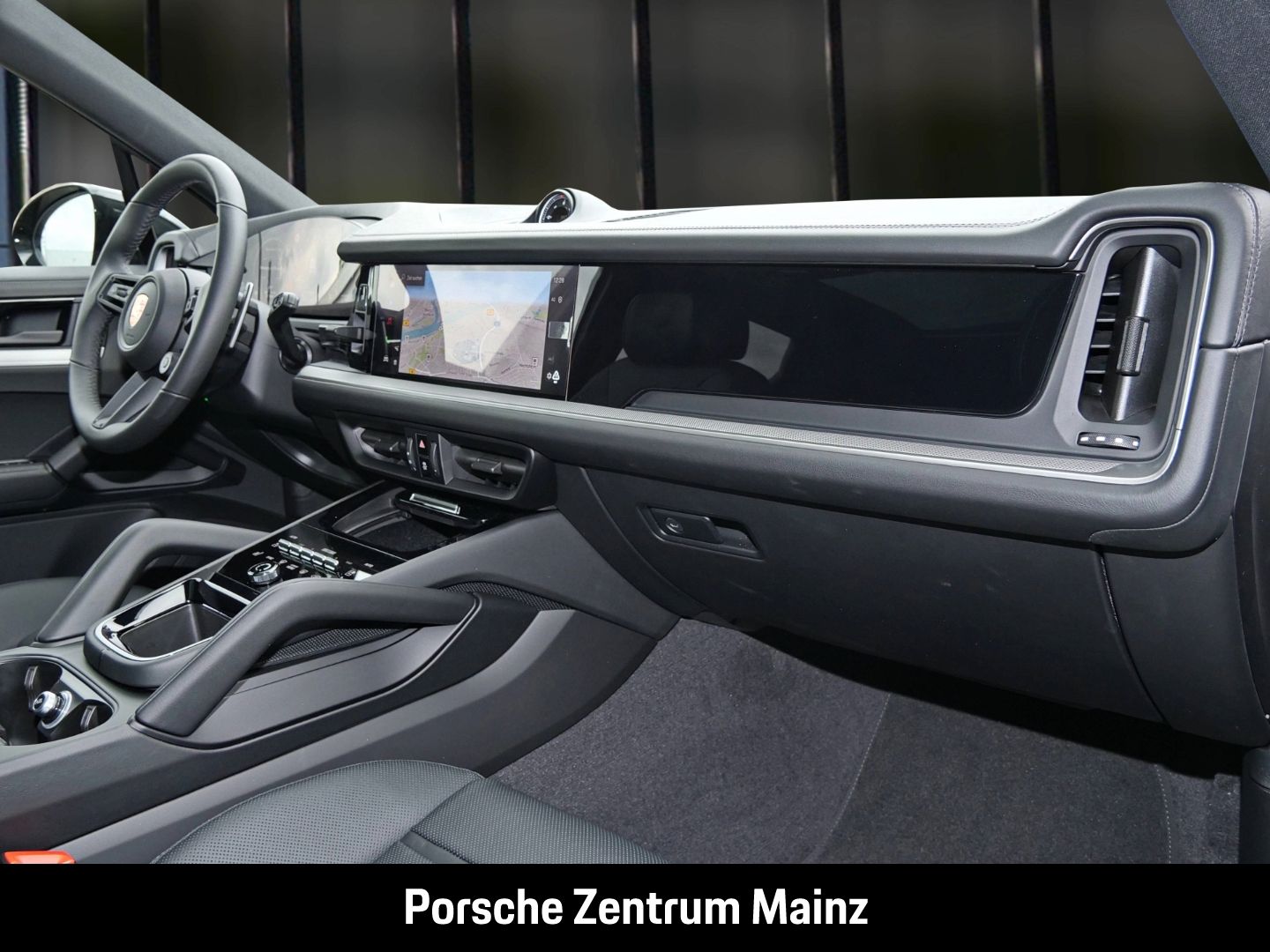 Porsche Cayenne E-Hybrid BOSE,InnoDrive,HDMatrix,Anhänge
