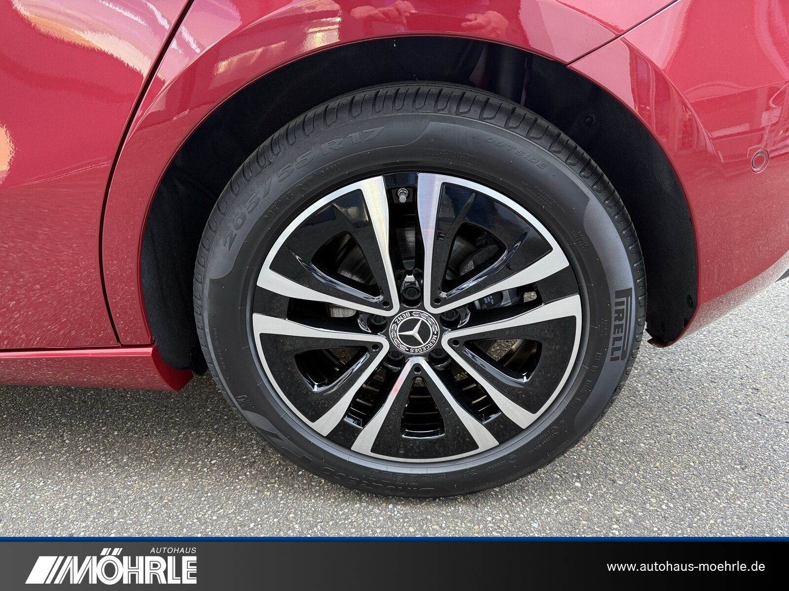 Mercedes-Benz A 200 Progressive Line - Samsaru's Car Outlet