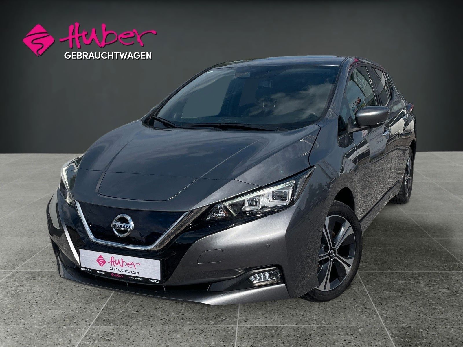 Nissan Leaf 62 kWh TEKNA - Samsaru's Car Outlet