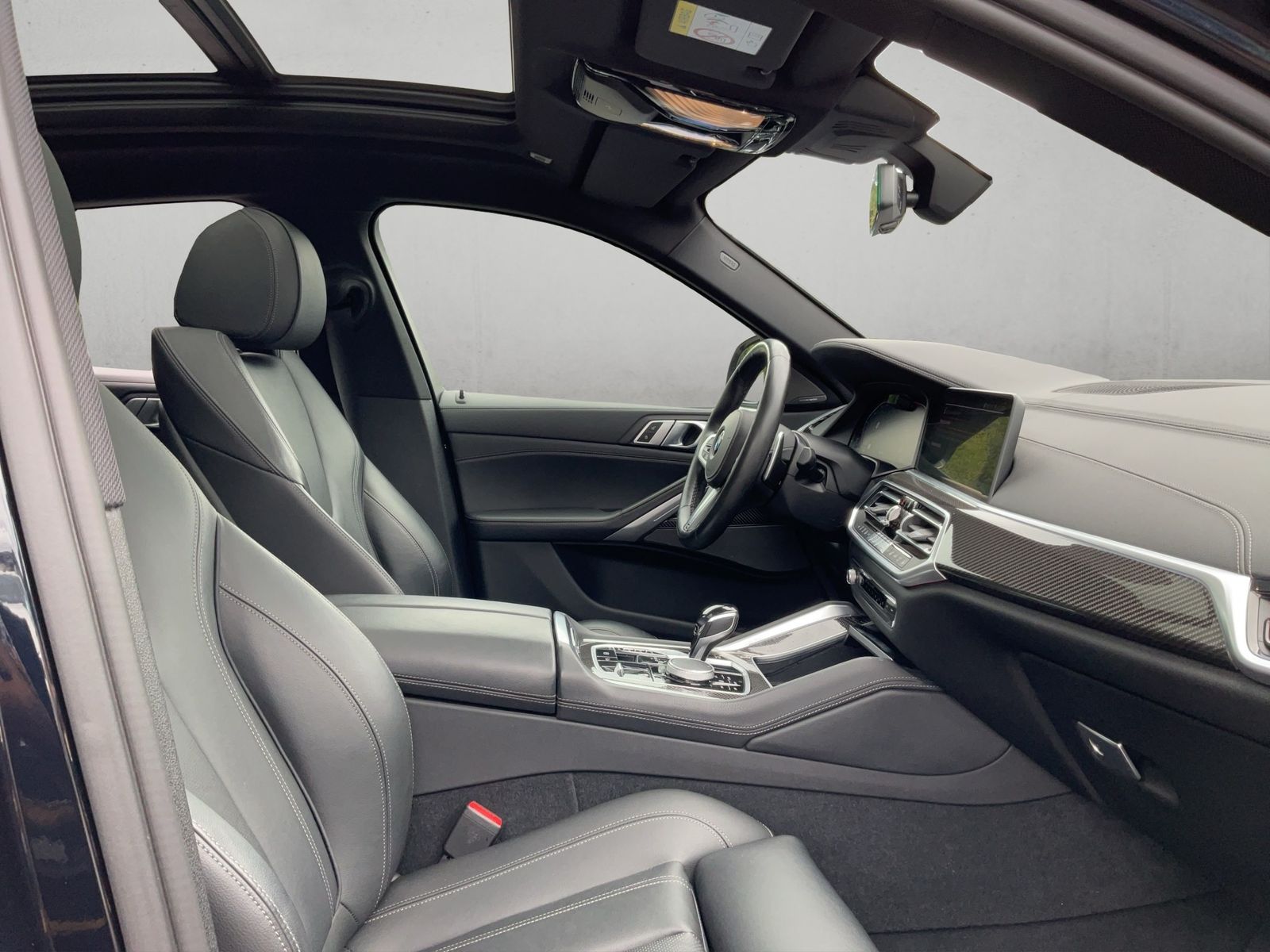 BMW X6 xDrive30d M SPORT PANO AHK HARMAN KARDON RÜCK