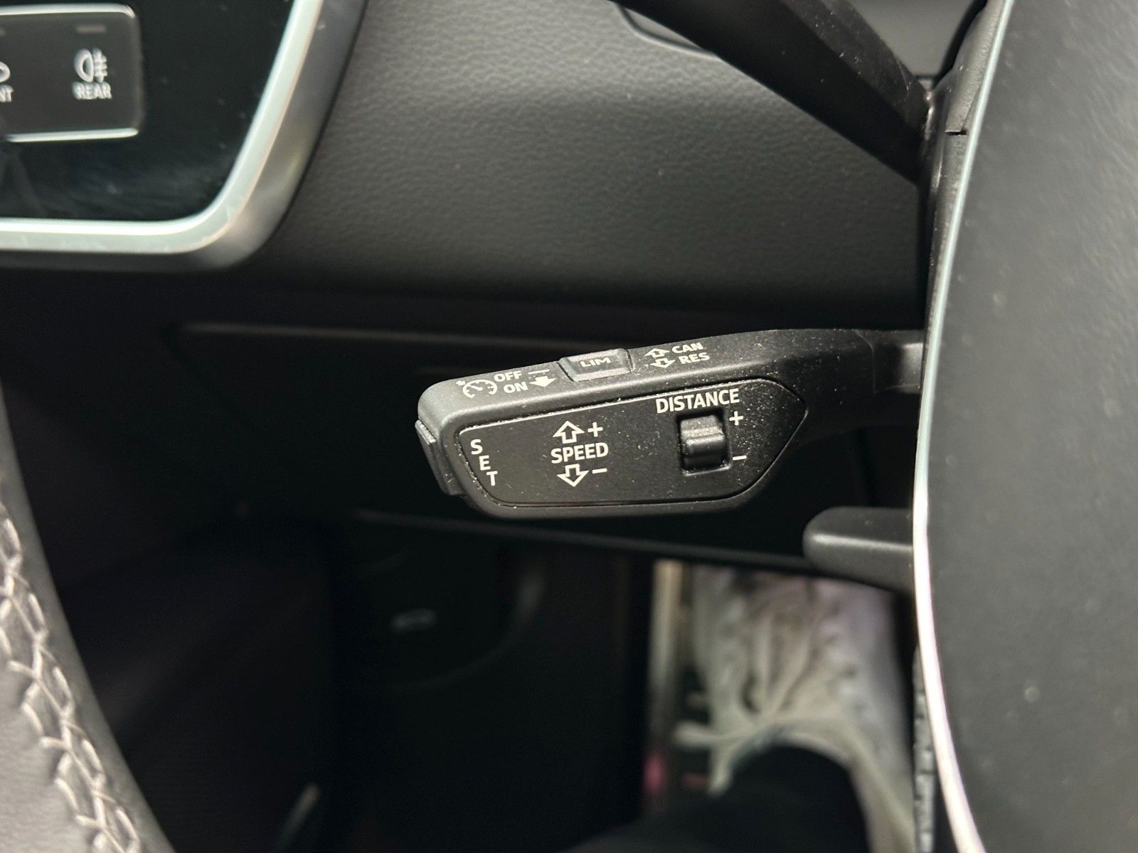 Audi A6 Avant 45 TFSI quattro Sport/S-Line *PANORAMA*