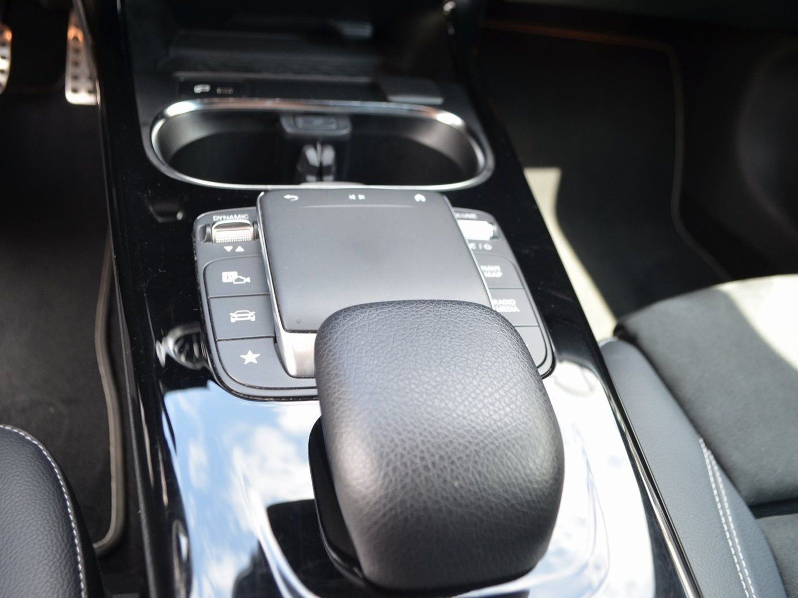Mercedes-Benz e HYBR EDITION 2020 AMG - Samsaru's Car Outlet
