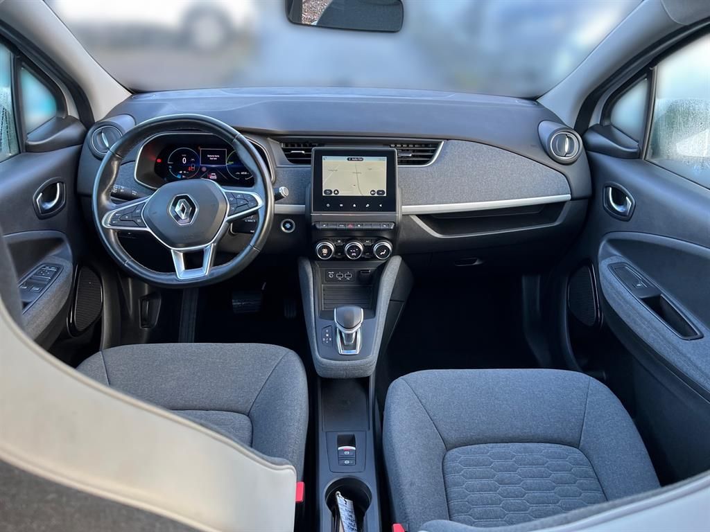 Renault ZOE Experience Z.E. 50 - Samsaru's Car Outlet