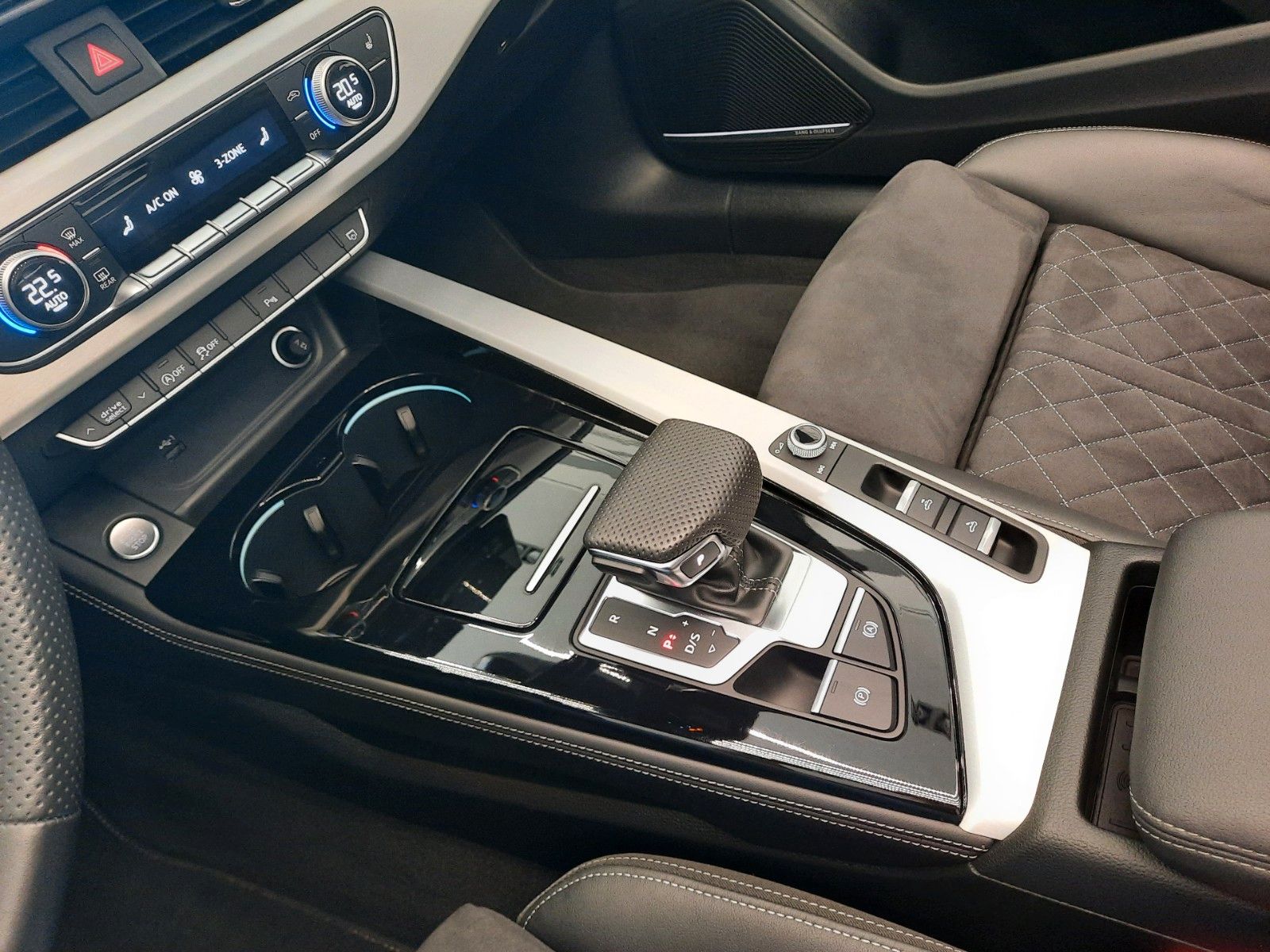 Audi A5 Cabriolet 45 TFSI quattro S line