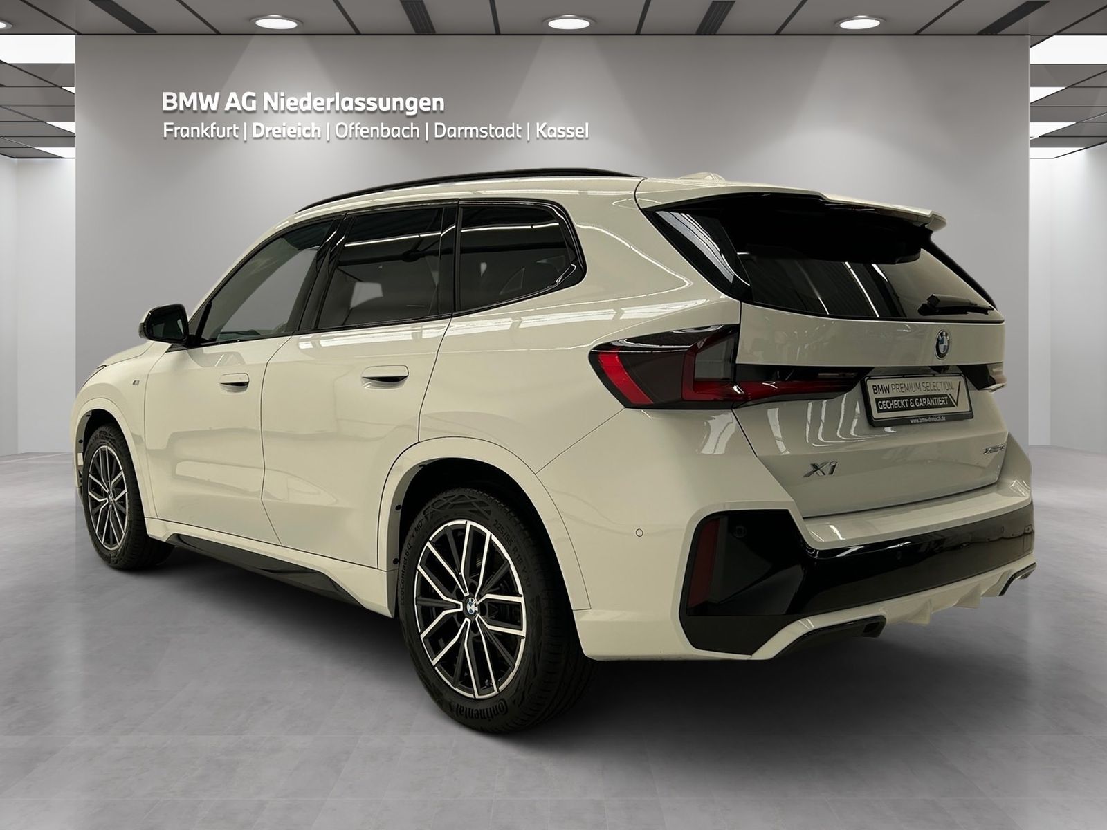 BMW X1 xDrive23i M Sport - Samsaru's Car Outlet