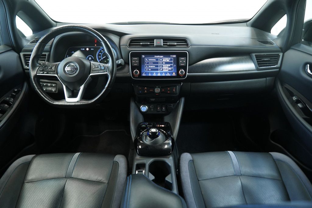 Nissan Leaf 40 kWh - Samsaru's Car Outlet