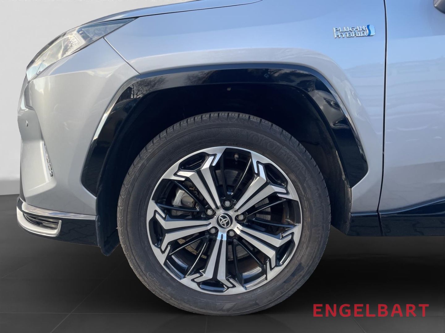 Toyota RAV 4 2.5 Plug-in Hybrid 4x4 Style+Technik - Samsaru's Car Outlet
