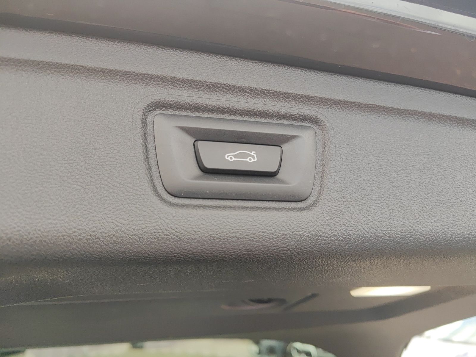 BMW 320d xDrive M Sport - Samsaru's Car Outlet