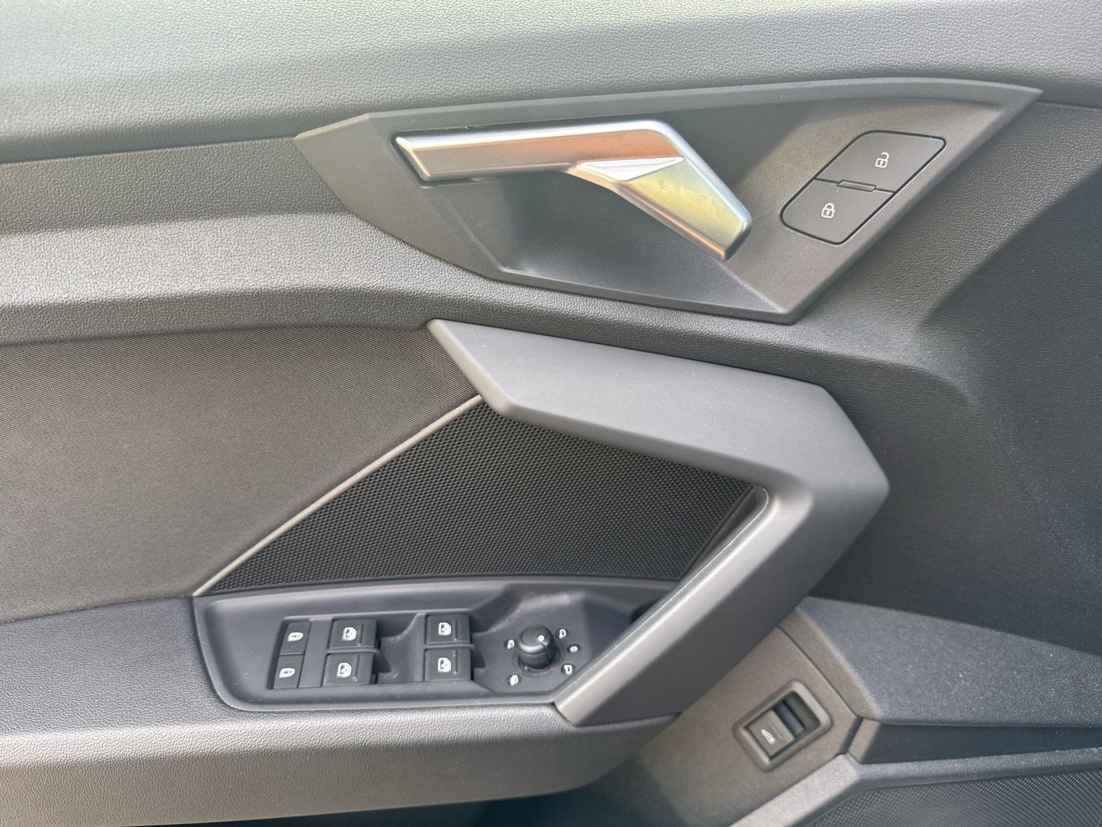 Audi A3 35 TDI advanced Lim. S tronic Navi+SHZ+R-Kam+