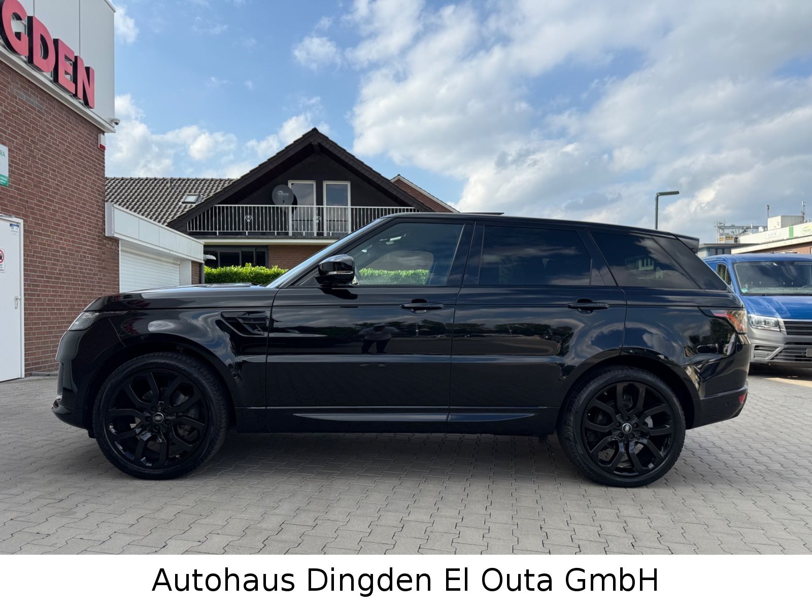 Range Rover Sport HSE 3.0 SDV6 Dynamic - Samsaru's Car Outlet