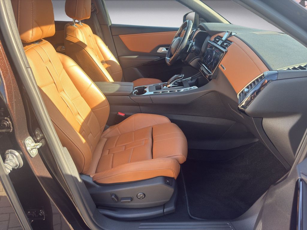 DS Automobiles DS 7 Crossback E-Tense 300 4x4 Grand Chic Opera